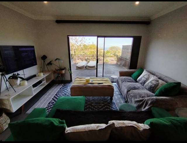 3 BEDROOM TOWNHOUSE FOR SALE IN LA LUCIA